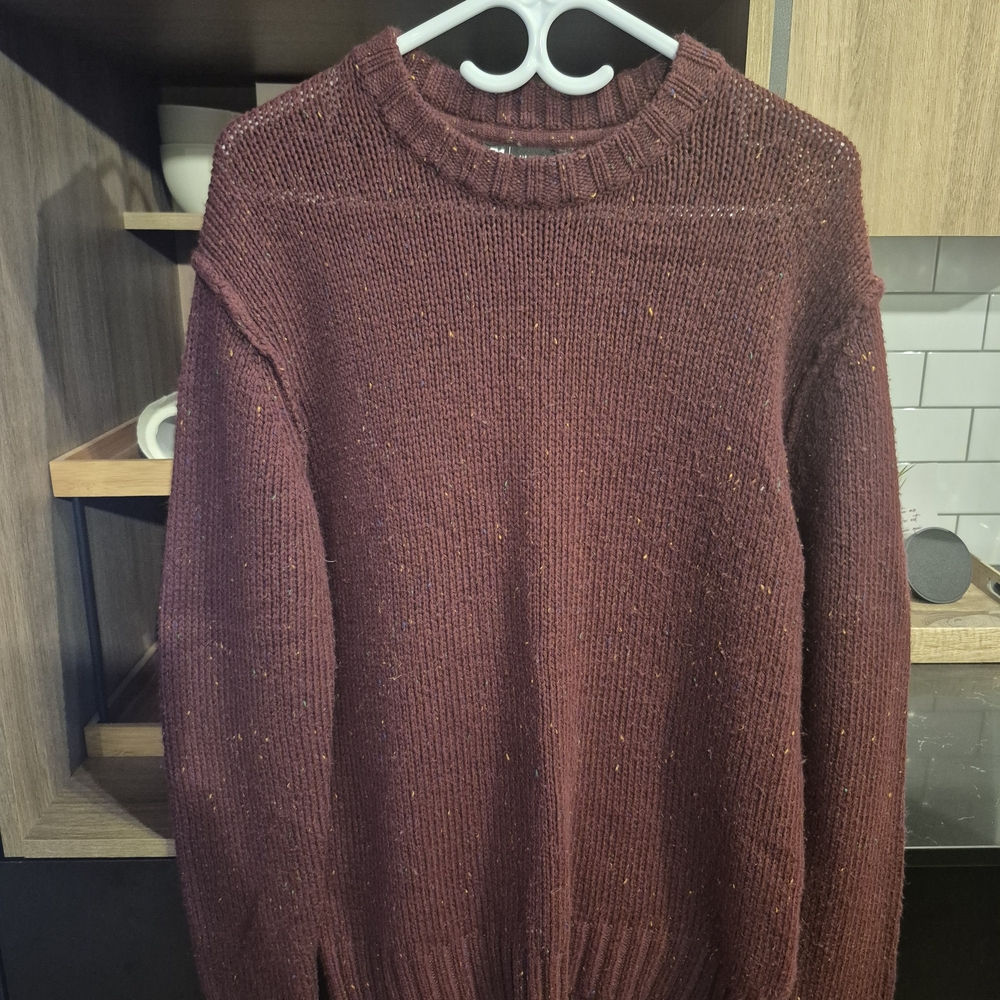 Simons Burgundy Crewneck Sweater
